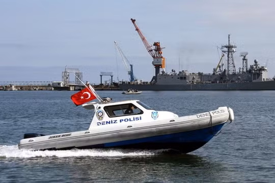 Tàu cảnh sát của Thổ Nhĩ Kỳ. (Nguồn: bloomberg.com)