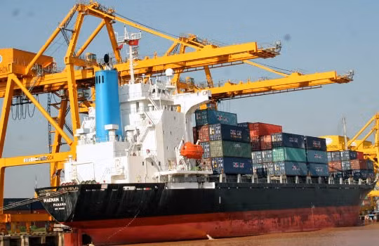 Vietinbank bắt đầu công cuộc “bắt nợ” Vinalines?