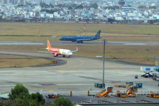 Sân bay Tân Sơn Nhất