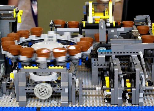 Sự chuyển động nhịp nhàng khiến không ai có thể rời mắt được.