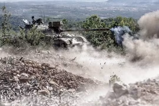 Tin nóng 24h: Diệt “hổ lớn”, chiến trường Syria chấn động, quân chính phủ tiến mạnh. Nhập siêu từ Trung Quốc lập “thành tích” mới, nợ lương, thiếu vắc xin thành thời sự