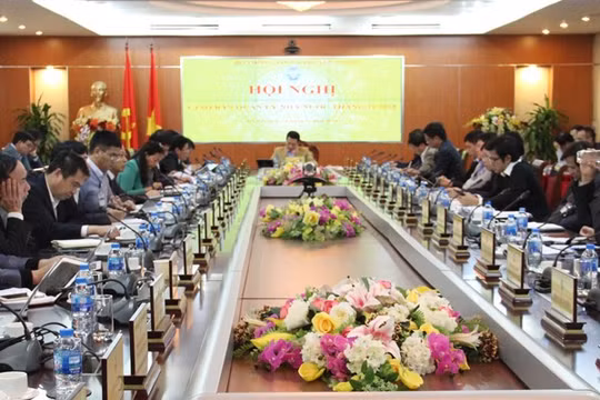 Bộ trưởng Nguyễn Mạnh Hùng chủ trì Hội nghị