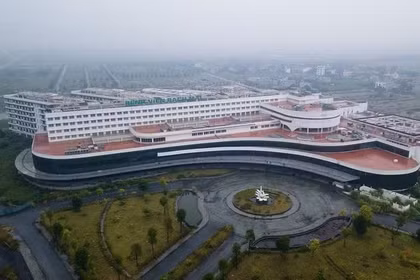 Bệnh viện Bạch Mai cơ sở Ninh Bình thời điểm chưa chính thức đi vào hoạt động. Ảnh: Như Hoàn.