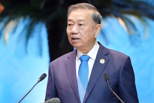 Tổng bí thư, Chủ tịch nước Tô Lâm: Công đoàn không thể mạnh nếu xa công nhân