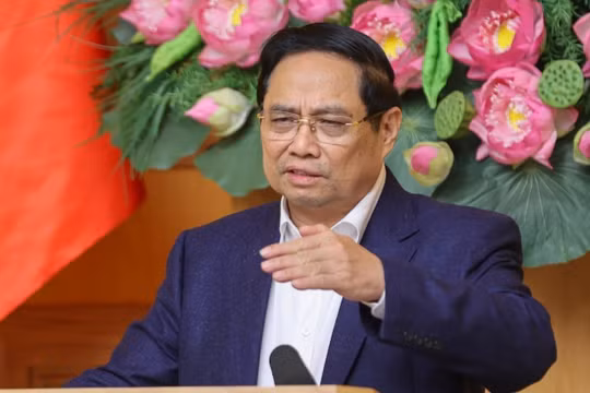 Thủ tướng: Không còn lý do để chậm xây dựng lại nhà sau lũ