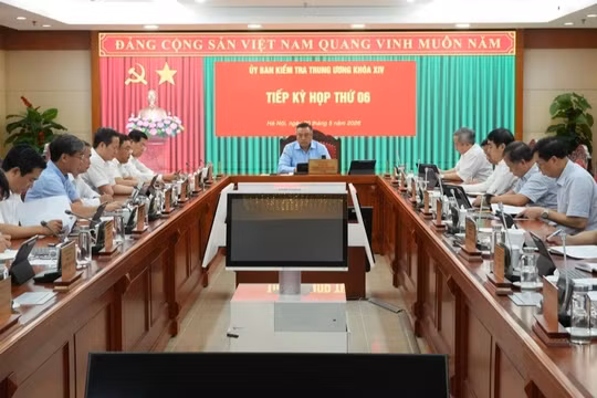 25 đảng viên Cục Xuất bản, In và Phát hành bị kỷ luật