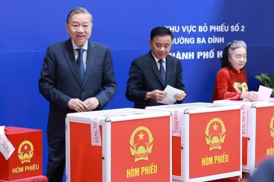 Tổng bí thư Tô Lâm và nhiều lãnh đạo cấp cao trúng cử Quốc hội khóa XVI. Ảnh: VGP.