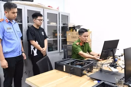 Khởi tố vụ án đầu tiên liên quan sử dụng trái phép Windows