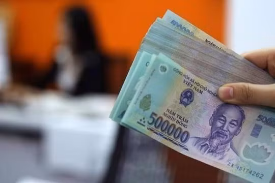 Chậm trả lương có thể bị phạt tới 100 triệu đồng