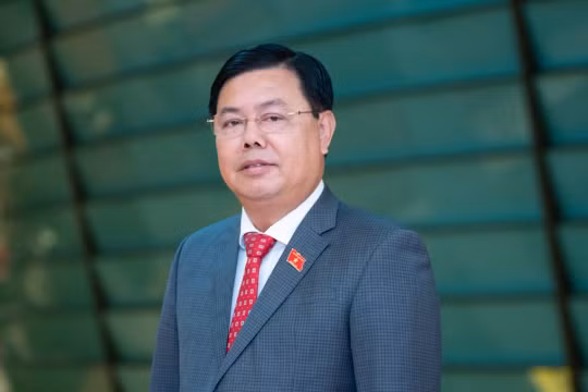 Ông Nguyễn Tiến Hải giữ chức Bộ trưởng Nội vụ