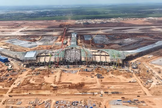 Phải đưa sân bay Long Thành vào khai thác trong năm 2026