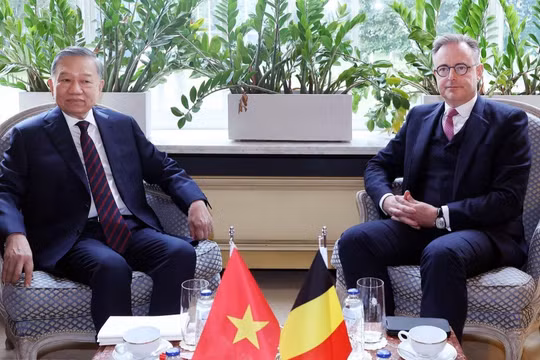Tổng Bí thư, Chủ tịch nước Tô Lâm gặp hẹp Thủ tướng Bỉ Bart De Wever. (Ảnh: Thống Nhất/TTXVN)