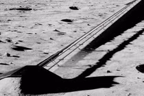 Mô phỏng hệ thống máy gia tốc khối lượng điện từ trên Mặt Trăng. Ảnh: SpaceX