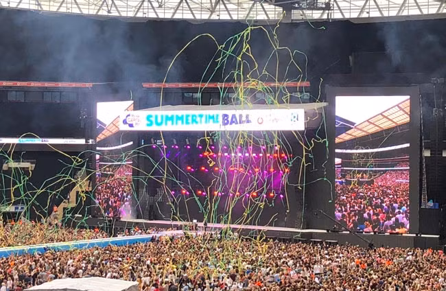 Khán giả sẽ phải đợi tới năm 2021 để Summertime Ball