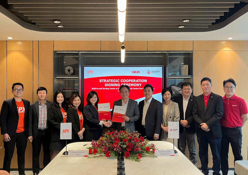 Ky thoa thuan tai KCN Yen My.jpg