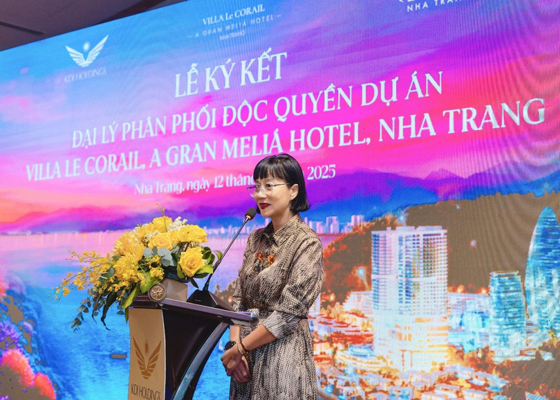 Bà Phạm Tú Cầu - Phó Tổng Giám đốc KDI Holdings phát biểu tại lễ ký kết.