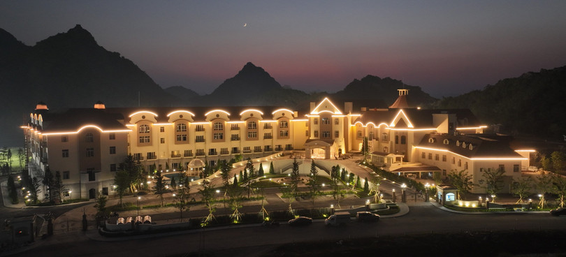 01 Legend Valley Hotel.jpg