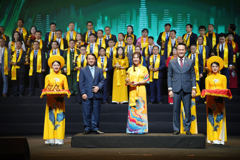 Anh Sao vang dat viet.jpg