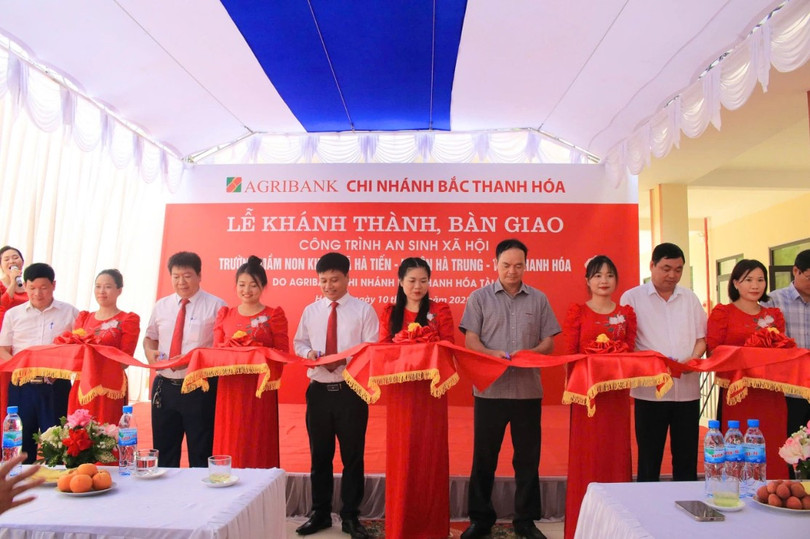 A2-Agribank hỗ trợ hơn 7 tỷ đồng để xây dựng trường mầm non tại khu A xã Hòa Tiến.jpg