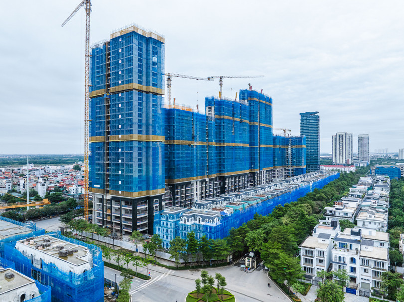 Anh 2_NobleCrystalTayHo.jpg