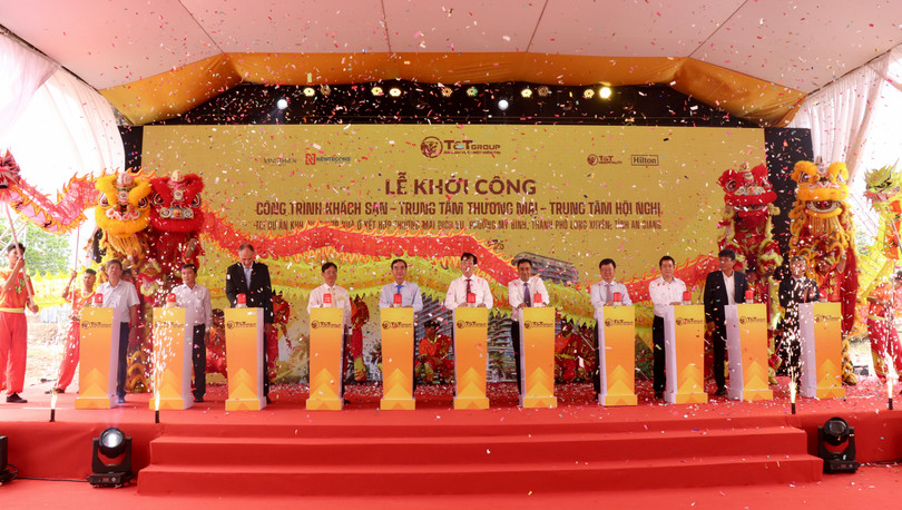 Ảnh 1_Nghi lễ khởi công.JPG