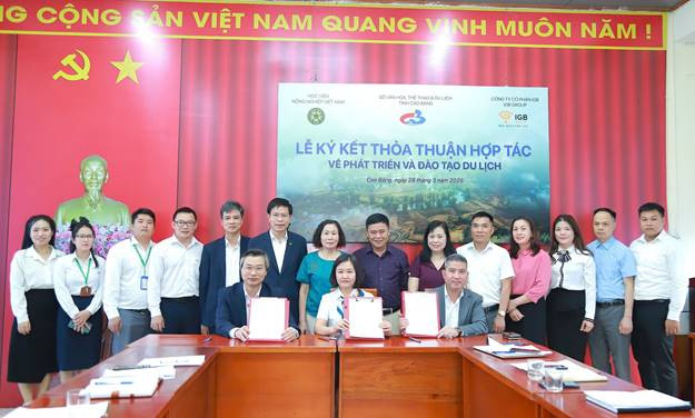 Ba đơn vị chính thức ký kết hợp tác về phát triển và đào tạo du lịch