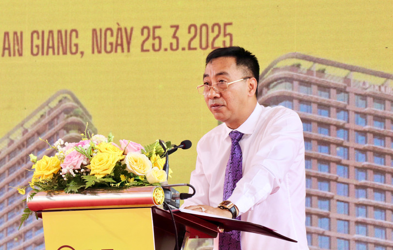 Ảnh 5_ông Nguyễn Anh Tuấn phát biểu.jpg