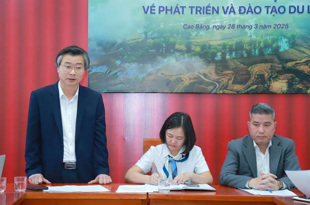 Đại diện Học viện Nông nghiệp Việt Nam phát biểu tại buổi lễ ký kết hợp tác