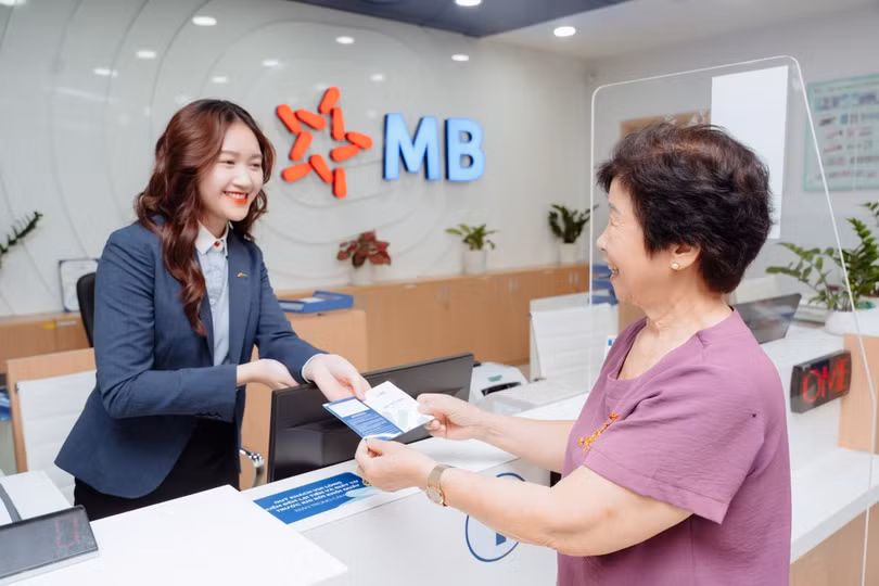 MB bứt phá tăng trưởng, dẫn đầu chuyển đổi số ngân hàng