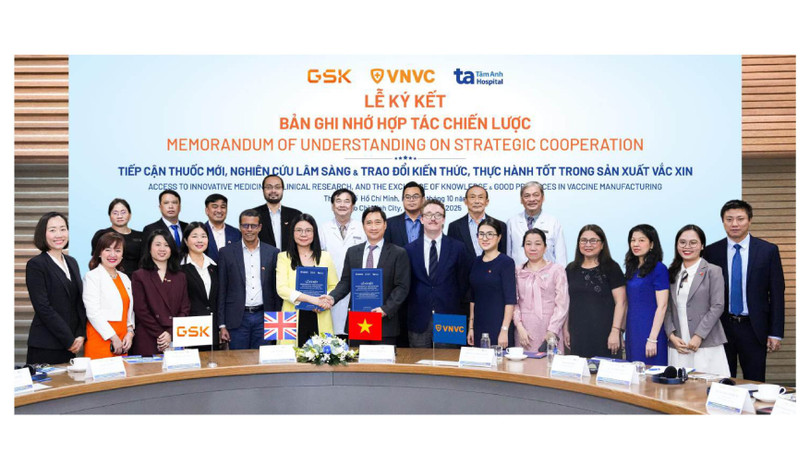 vnvc-ky-hop-tac-voi-gsk-ve-san-xuat-vac-xin-đã nén.jpg
