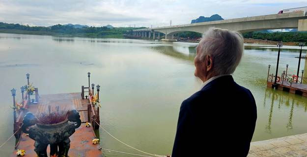 Thăm lại bến phà II Long Đại hôm nay…