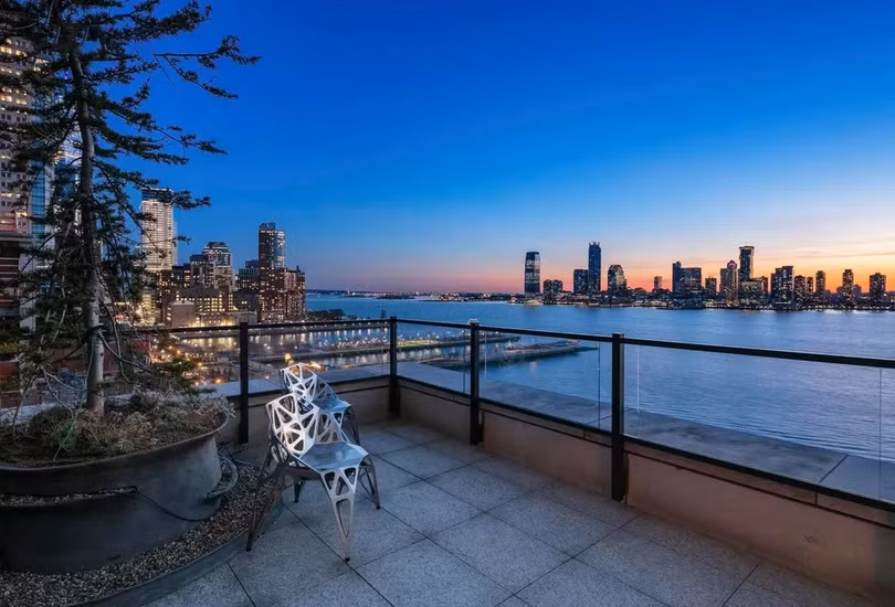 01 Capital Square (4).jpg