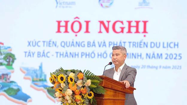 Ông Vũ Xuân Nguyên – Chủ tịch HĐQT IGB Group đưa ra đề xuất giải pháp du lịch liên kết các tỉnh bằng ứng dụng công nghệ