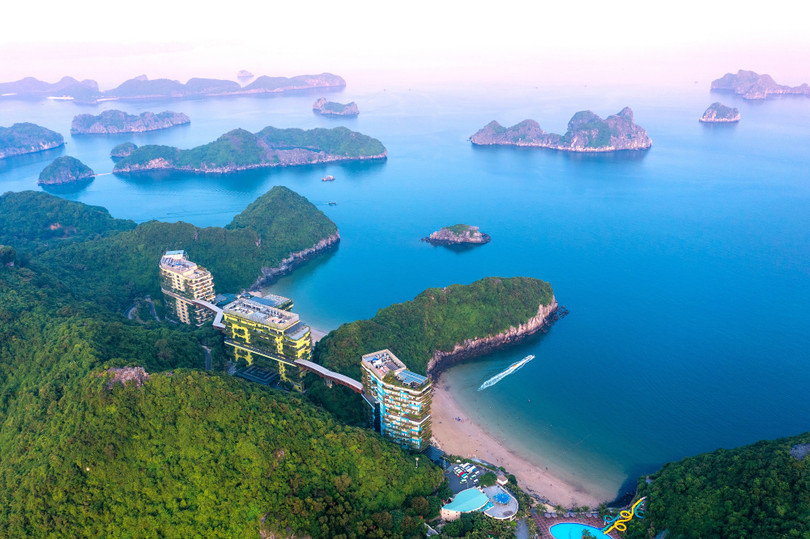 a3-a-breathtaking-aerial-view-of-cat-ba-island-5147.jpg