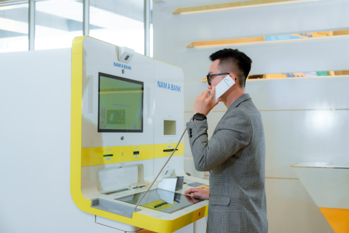 Khách sử dụng dịch vụ từ Onebank