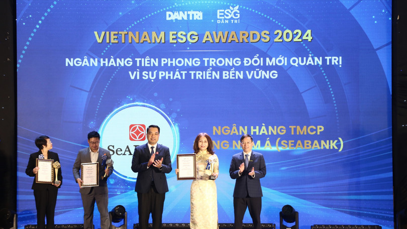 SeABank nhận danh vị “Ngân hàng tiên phong trong đổi mới quản trị vì sự phát triển bền vững”