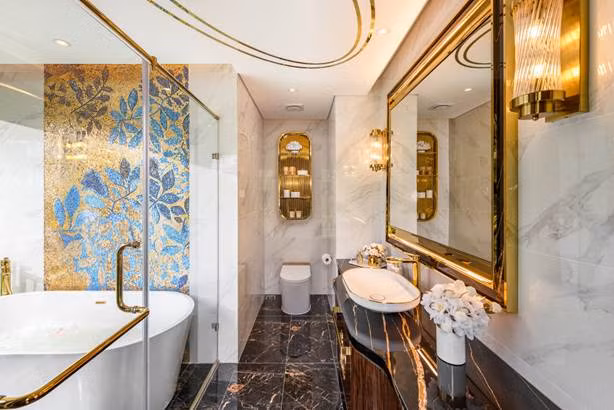 Không gian phòng tắm bạc tỷ tại Golden Crown Hai Phong