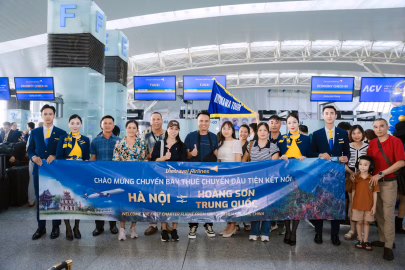 Vietravel Airlines-255.jpg