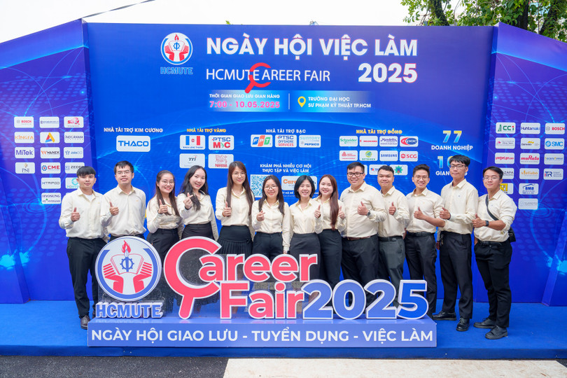 Đội ngũ phụ trách nghiệp vụ tuyển dụng của THACO và các TĐTV tại Ngày hội việc làm HCMUTE Career Fair 2025