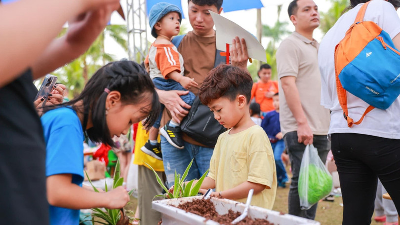 Sống lại tuổi thơ cùng “Lễ hội mùa hè Eco Central Park 2025”