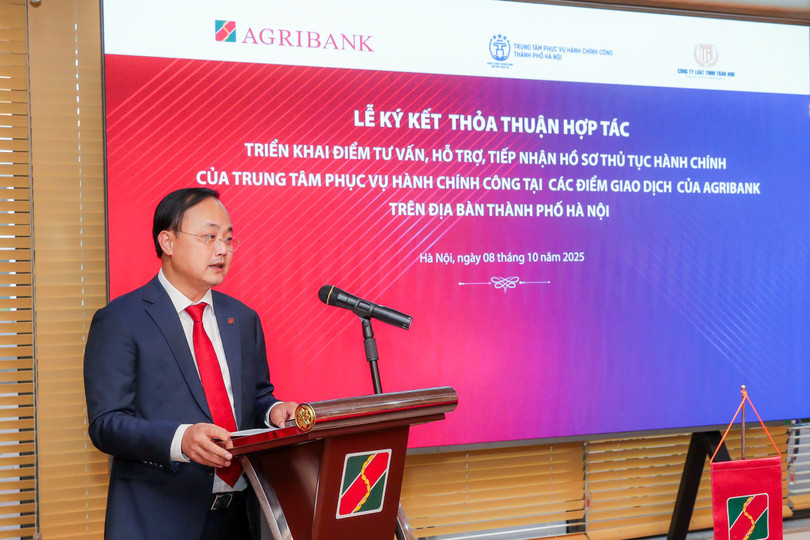 Ảnh 3 - Ông Tô Huy Vũ - Chủ tịch Hội đồng thành viên Agribank phát biểu tại lễ ký kết.jpg