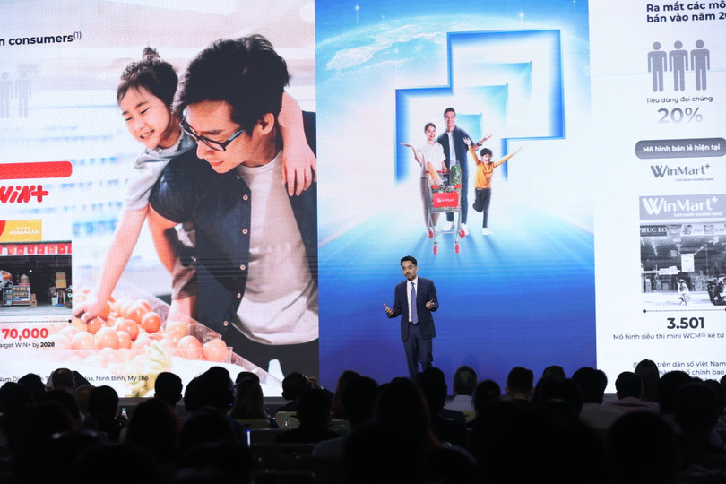 Ông Danny Le, Tổng giám đốc Masan Group, chia sẻ tại ĐHĐCĐ Masan 2024.JPG