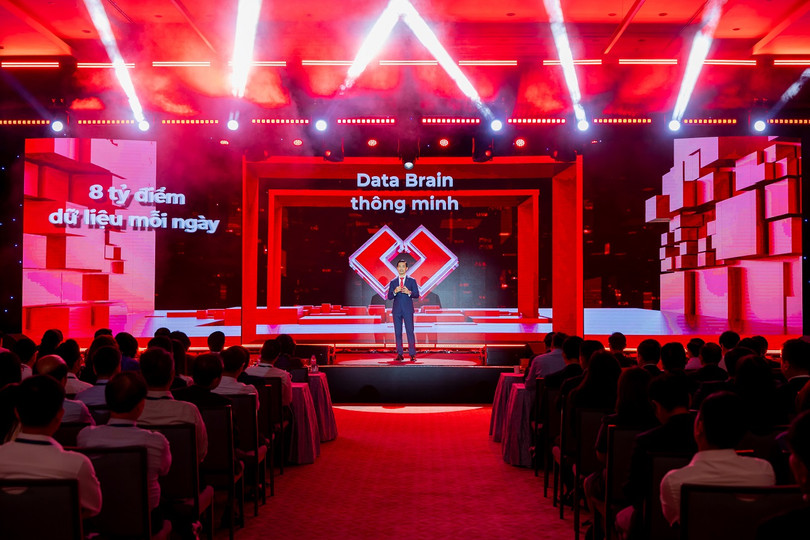 Ông Phan Thanh Sơn trình bày những giải pháp thanh toán đột phá (1).jpg