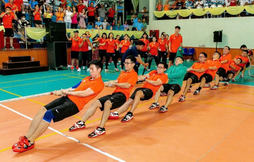 Đội kéo co nam CQĐH tại Đại hội thể thao PV GAS