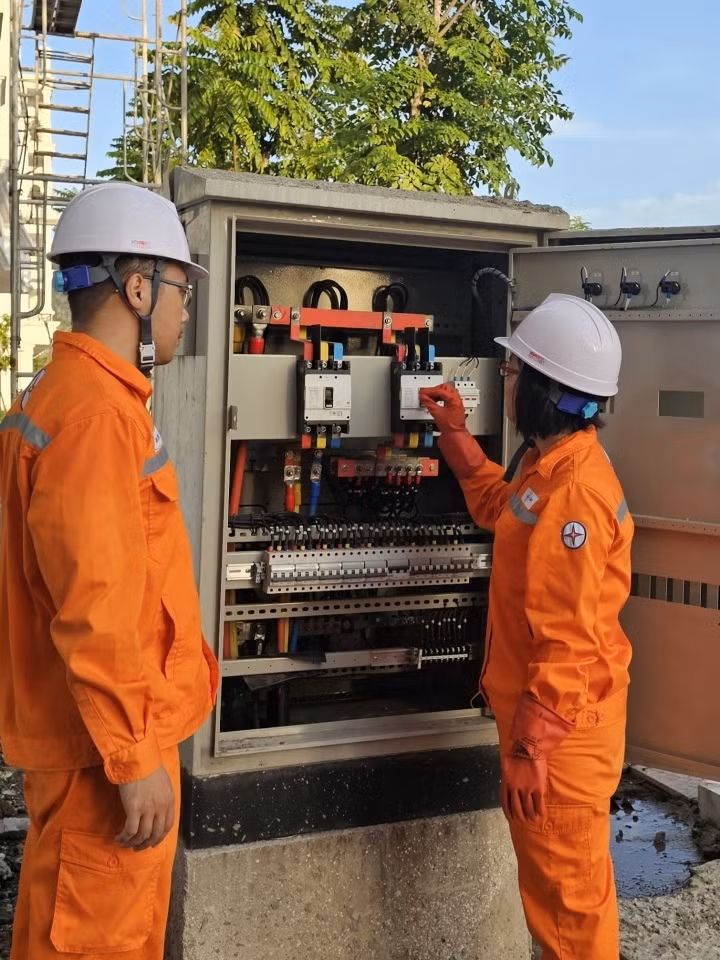 Cáp ngầm giúp rút ngắn thời gian khắc phục sự cố, chuyển từ dựng cột kéo dây sang thao tác trong tủ RMU và tủ phân phối, từ đó tối ưu hóa quản lý và vận hành hệ thống điện.