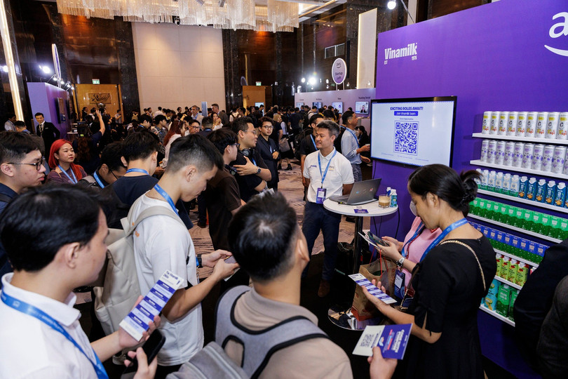 Gian hàng Vinamilk thu hút sự quan tâm của nhiều khách tham dự tại sự kiện AWS Cloud Day Việt Nam 2025 (Ảnh: AWS).