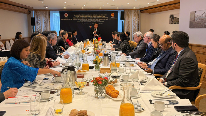 Tọa đàm Dược phẩm Việt Nam trong kỷ nguyên số - Tương lai từ đổi mới sáng tạo và công nghệ_06.jpeg