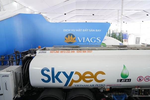 Vietnam Airlines đang hoàn tất giai đoạn thi công các hạng mục để đem đến những mô phỏng chân thực nhất về hàng không cho khách tham dự triển lãm