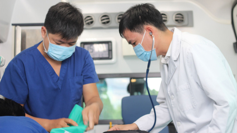 Kích hoạt cấp cứu ngoại viện trong đêm, cứu sống bệnh nhân nguy kịch trên đảo Phú Quốc