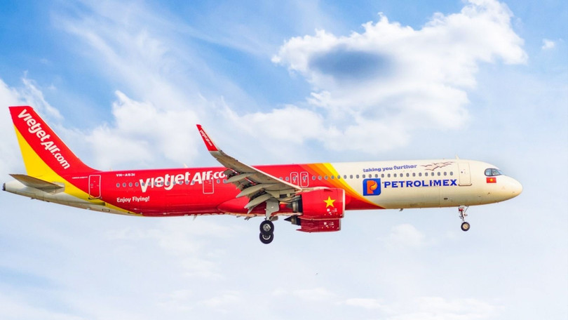 Tau bay Vietjet (2).jpg